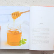 Miód – jeden z polskich superskładników Miód - jeden z polskich superskładników