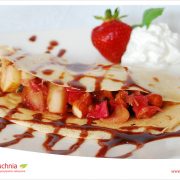 Naleśniki z rabarbarem