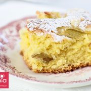Ciasto drożdżowe z rabarbarem