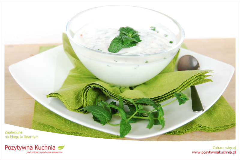 Raita miętowa z jogurtu naturalnego