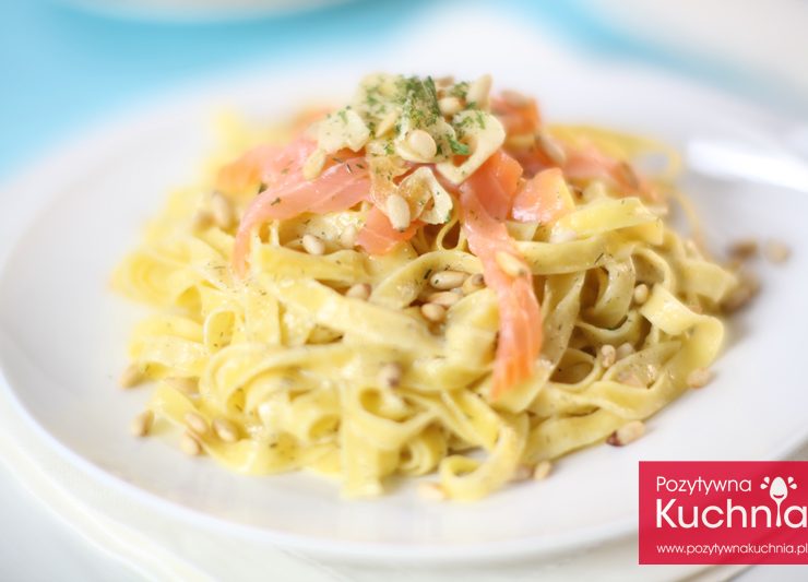 Tagliatelle z łososiem