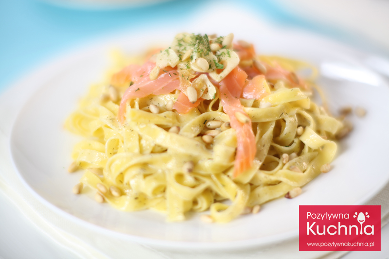 Tagliatelle z łososiem