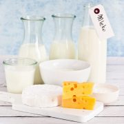 Mleko i jego przetwory - bogactwo białka, wapnia i witamin B, A i D