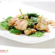 Grillowany kurczak na szpinaku