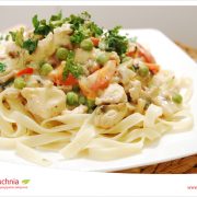 Makaron z indykiem i groszkiem