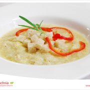 Zupa czosnkowa na grzankach