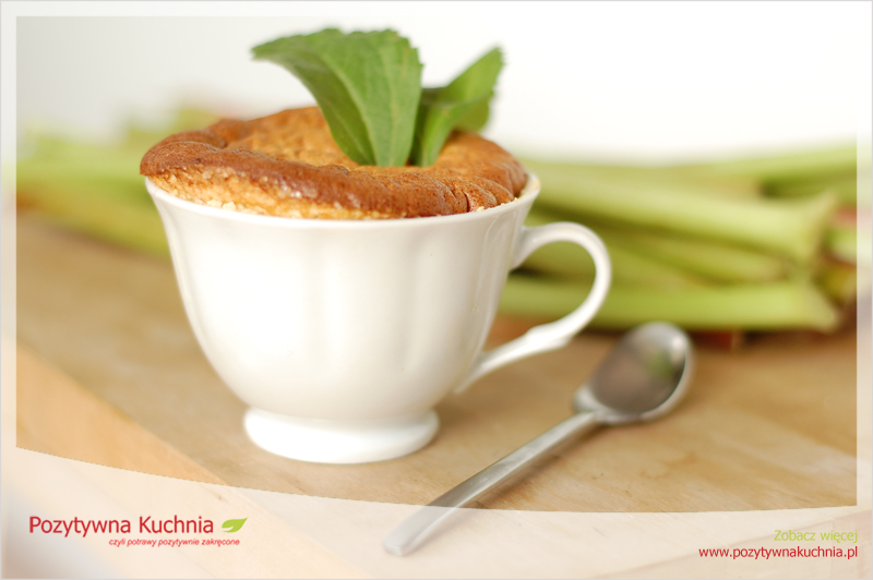 Suflet rabarbarowy na białej czekoladzie