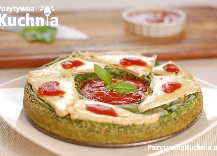 Babka szpinakowa z serem pleśniowym