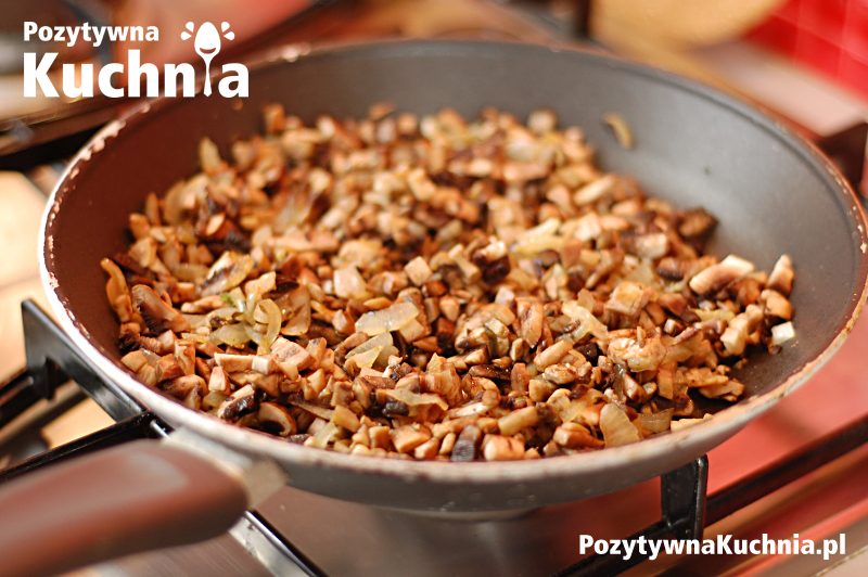 Podsmażenie pieczarek