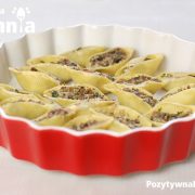 Makaron muszle z farszem pieczarkowym