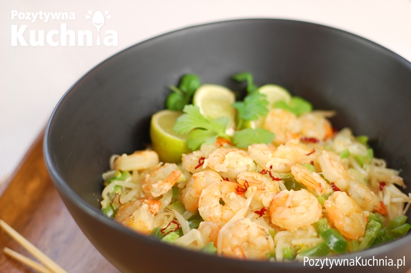 Makaron z krewetkami i mlekiem kokosowym