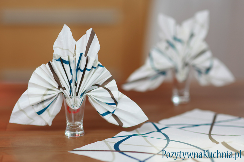 Jak złożyć serwetkę w motyla