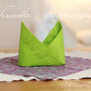 Serwetka w kształcie czapki biskupa