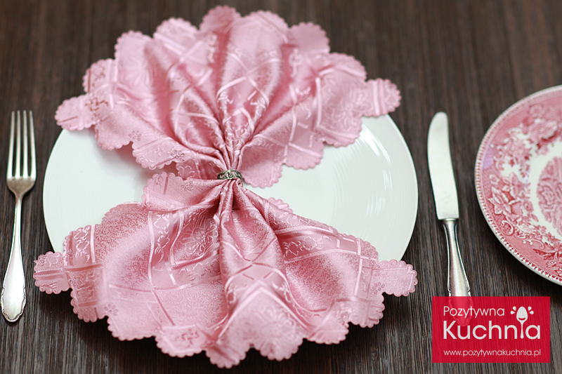 Serwetka - elegancka mucha