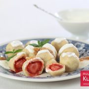 Knedle z truskawkami