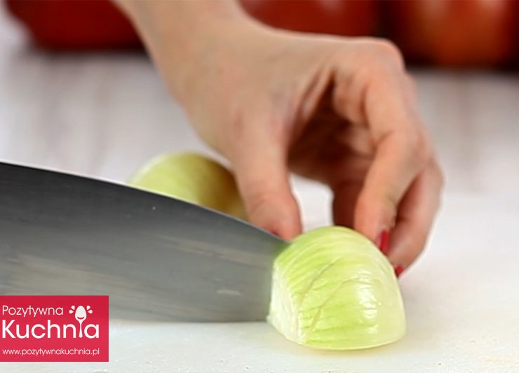 Jak drobno pokroić cebulę