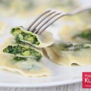 Pierogi z bobem i szpinakiem