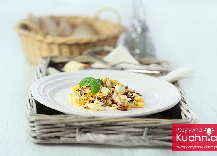 Jajecznica z grzybami