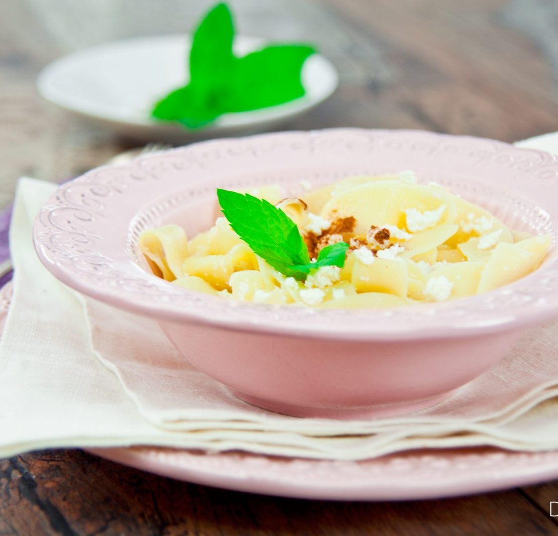 Makaron z serem na słodko