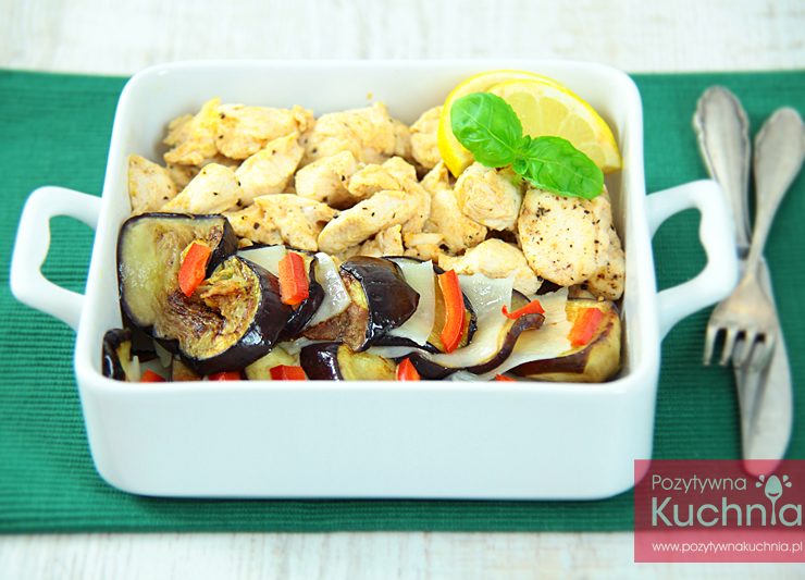 Grillowany kurczak z bakłażanem i papryką