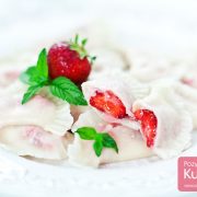 Pierogi z truskawkami