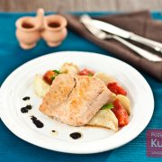 Łosoś z kalarepą