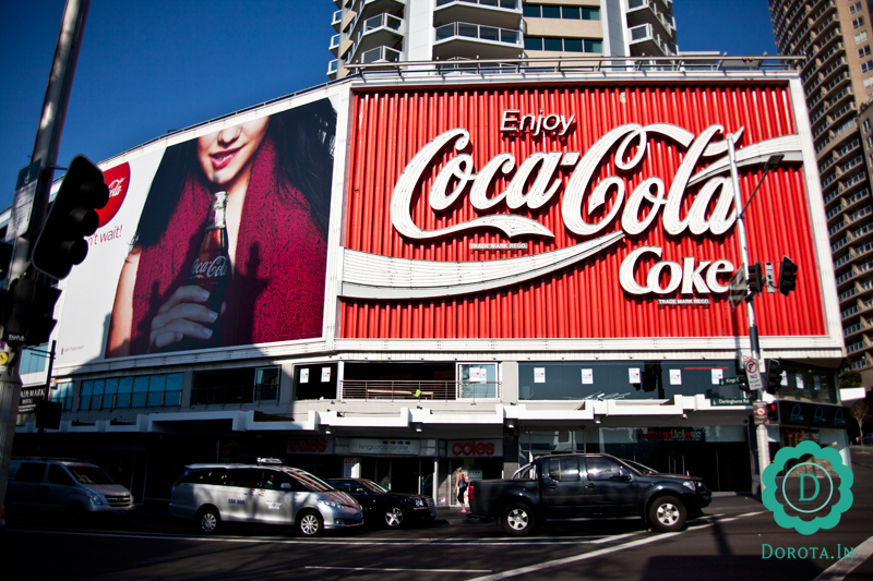 Billboard Coca Coli w Kings Cross w Sydney