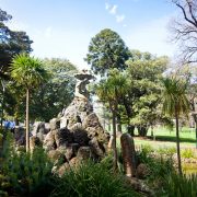 Fontanna w Fitzroy Gardens