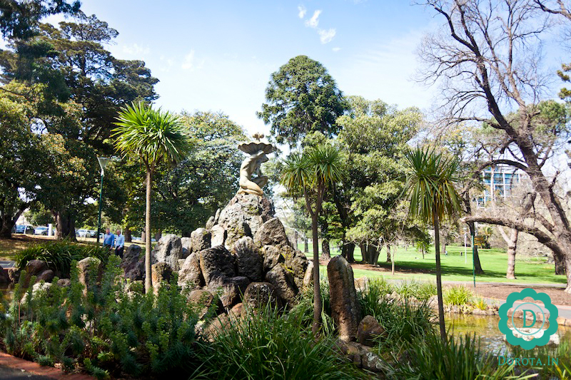 Fontanna w Fitzroy Gardens