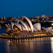 Opera w Sydney nocą