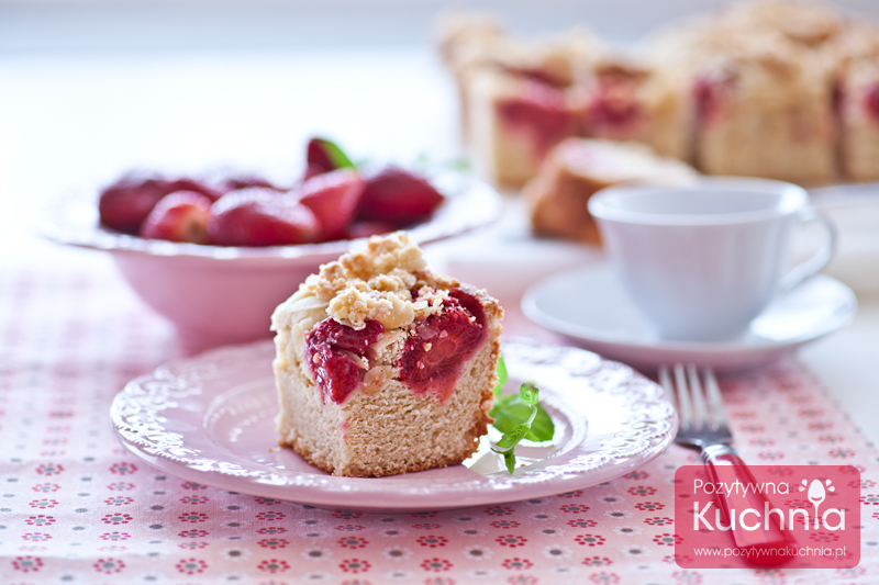 Ciasto drożdżowe z truskawkami