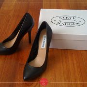 Czarne szpilki skórzane Steve Madden