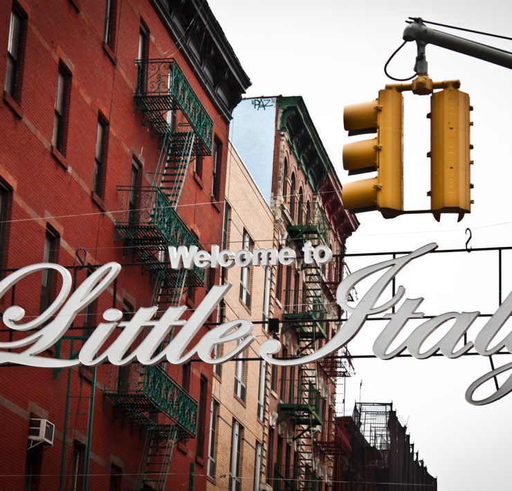 Little Italy - neon na Mulberry Street