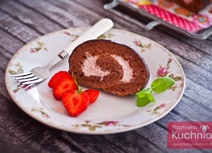 Rolada z truskawkami