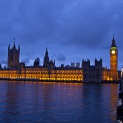 Parlament i Big Ben nocą