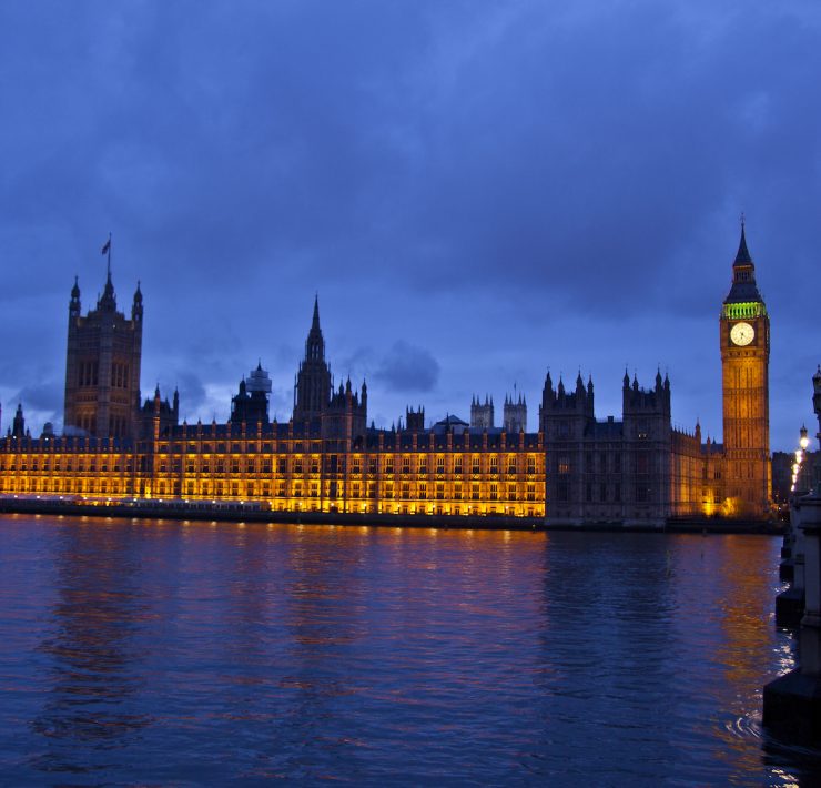 Parlament i Big Ben nocą