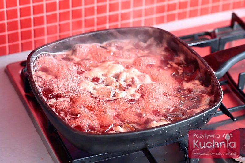 Truskawka z rabarbarem - krok 2