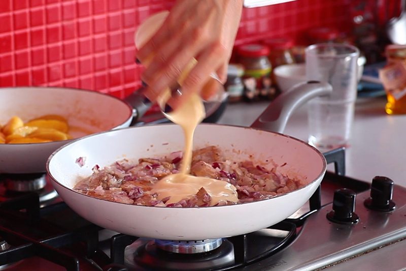 Polędwiczki z jabłkami - krok 4