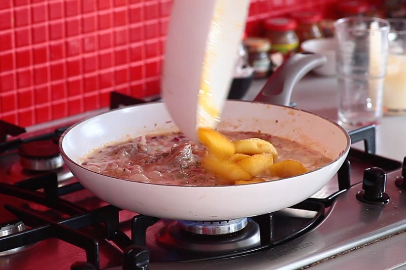 Polędwiczki z jabłkami - krok 5