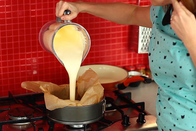 Sernik z jabłkami - krok 5