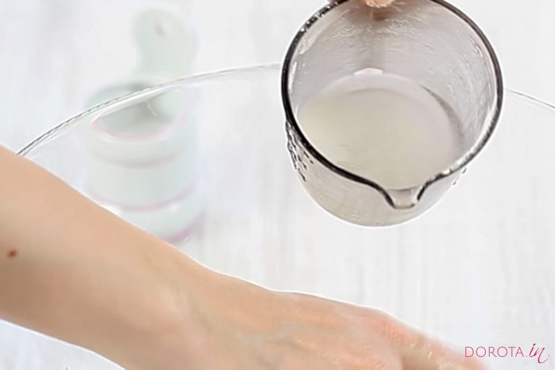 Elastyczne ciasto na pierogi - krok 2