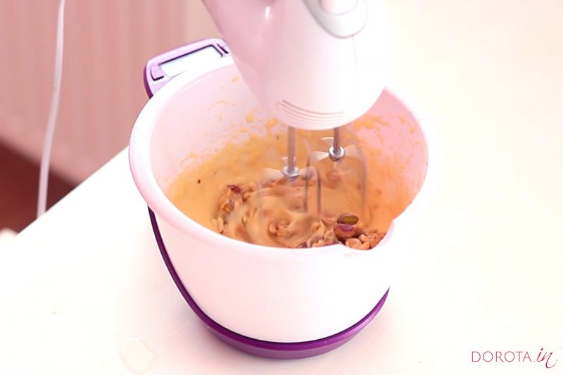 Ciasto blondie - przepis - krok 4