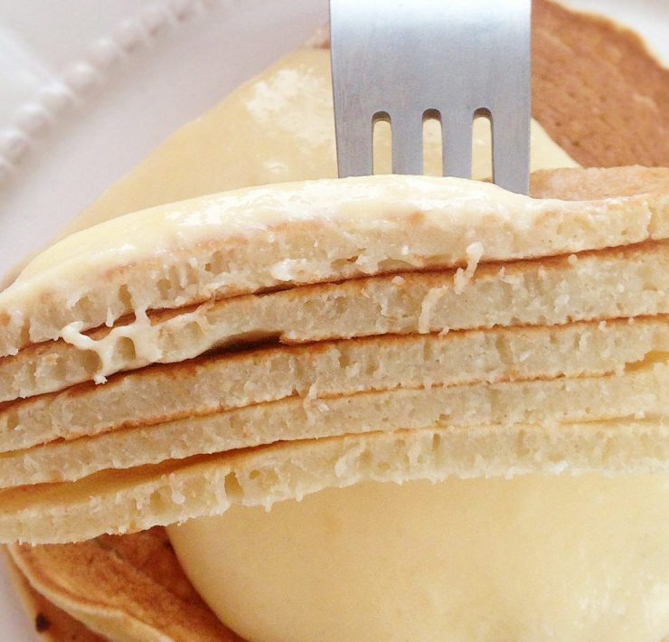 Naleśniki z sosem angielskim