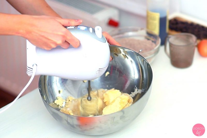 Ciasteczka czekoladowe - przepis - krok 1