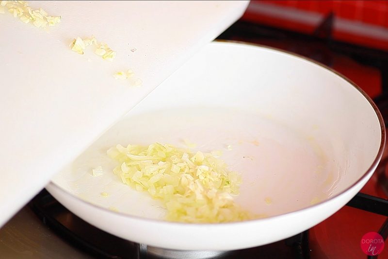 Łosoś ze szpinakiem - krok 2