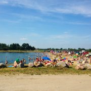 Chrząstawa pod Wrocławiem, kąpielisko Trzy Stawy