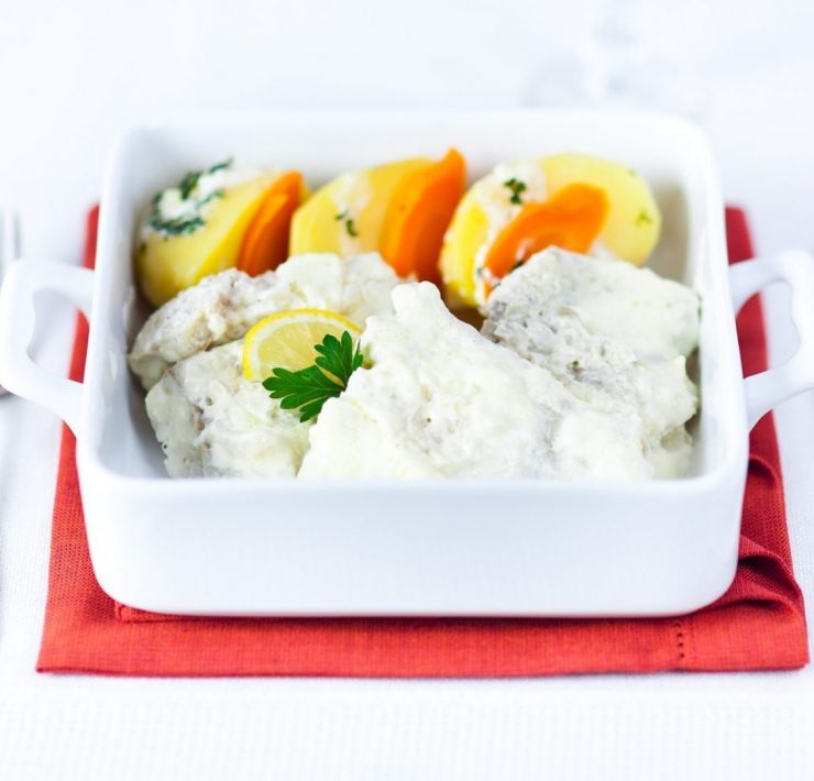 Karp duszony w śmietanie