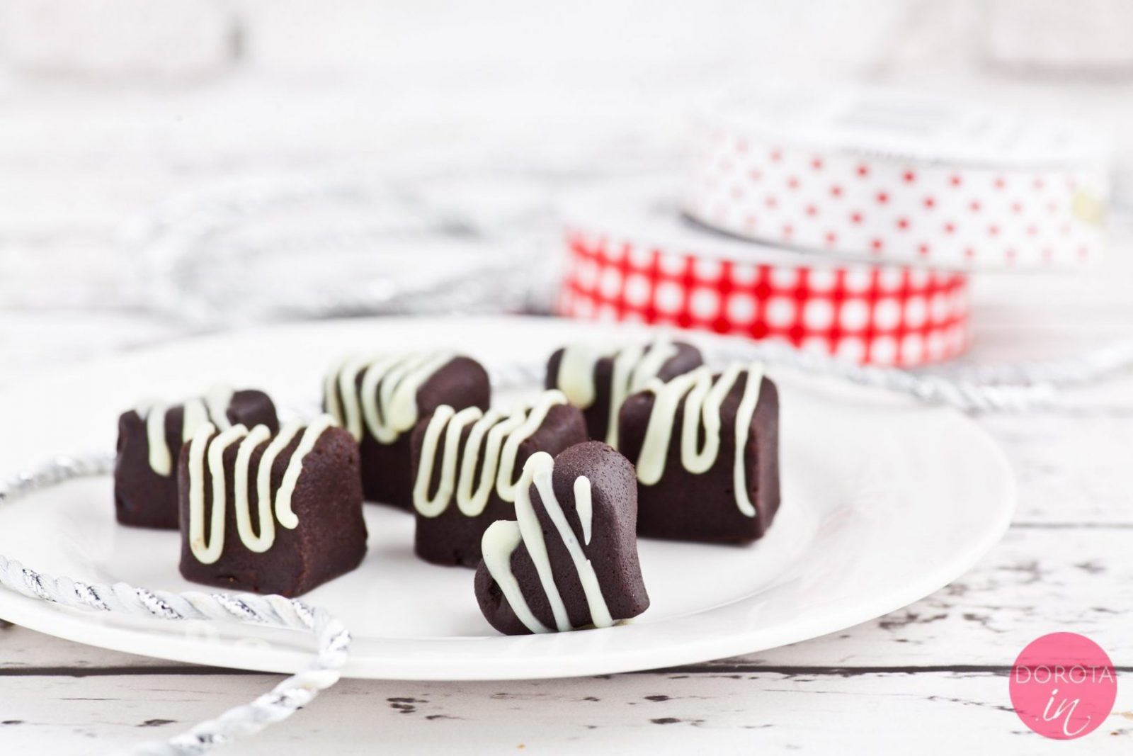 Czekoladki - serduszka z polewą