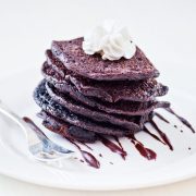 Wegańskie naleśniki czekoladowe bezglutenowe