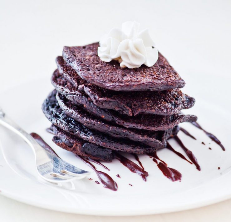 Wegańskie naleśniki czekoladowe bezglutenowe